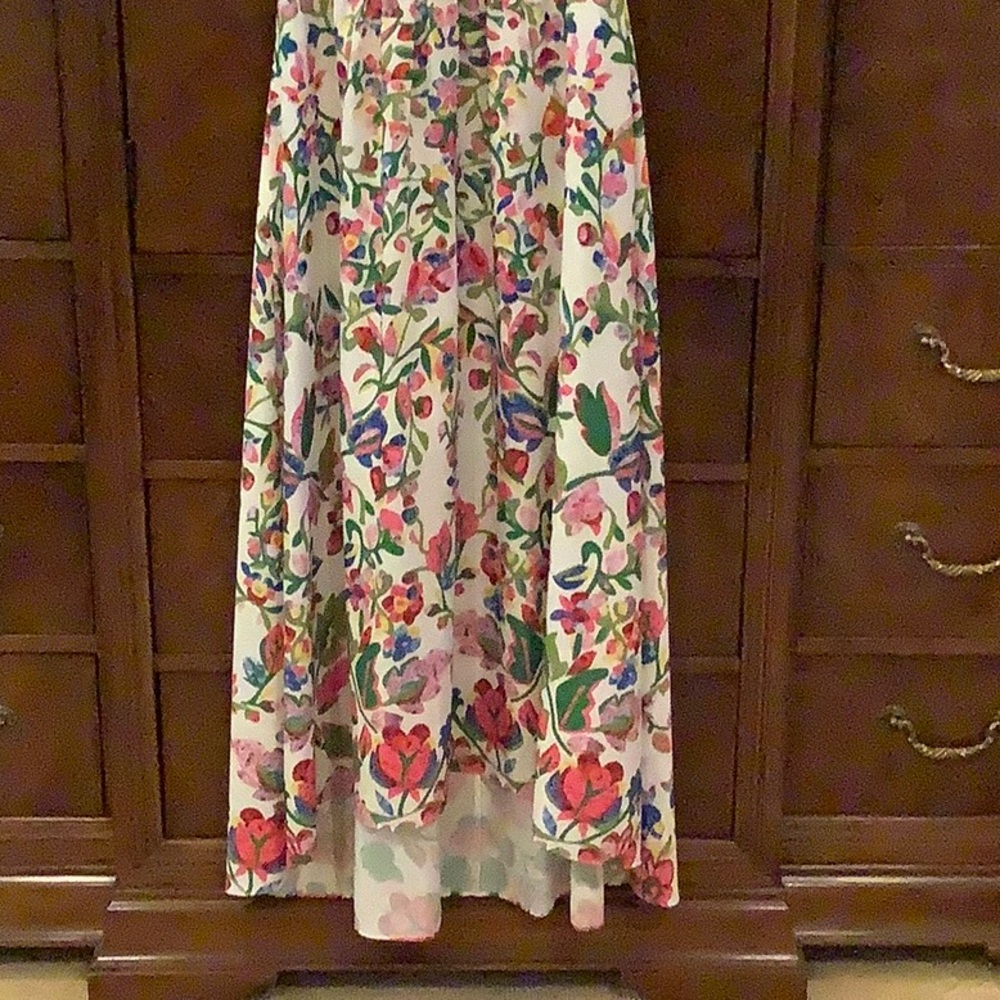 Dress - Picture 2 of 5